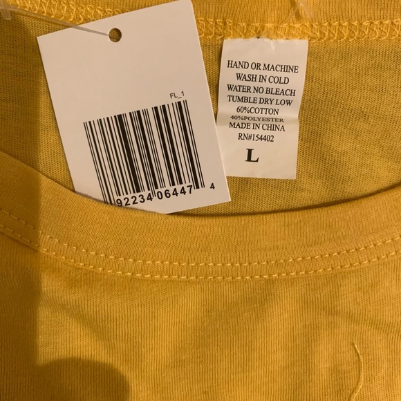 “Be the Change” sunflower Tee - Picture 4 of 4